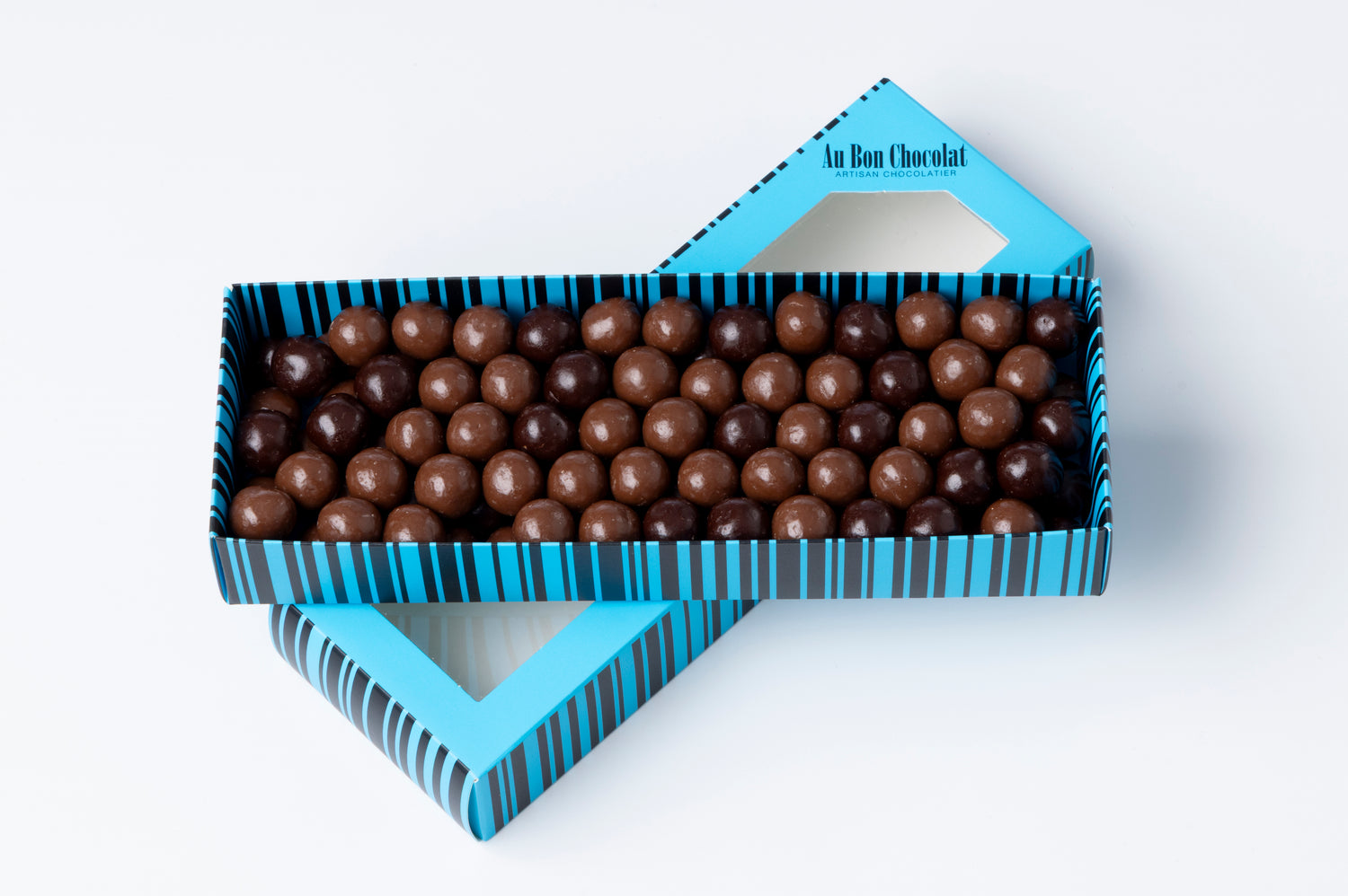 Billes soufflées en chocolat noir et chocolat au lait