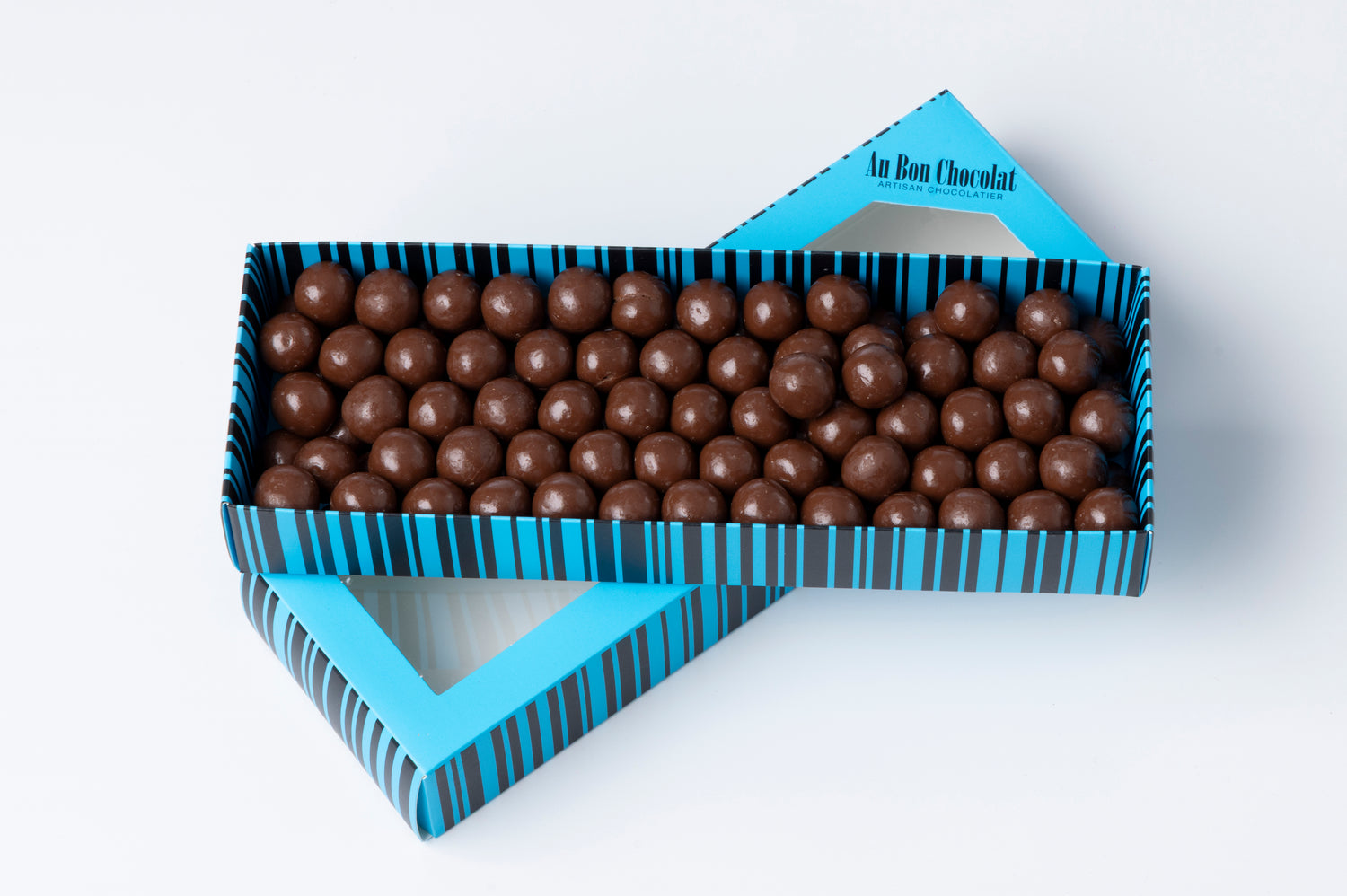 Billes soufflées en chocolat au lait