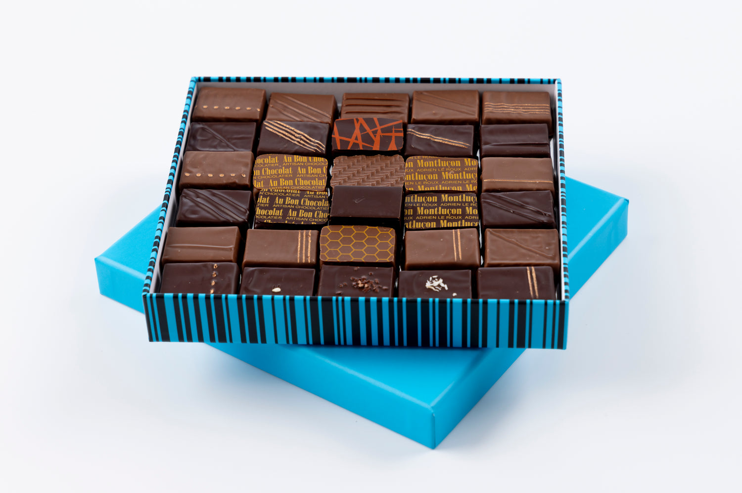 Boite 30 chocolats noirs et laits assortis